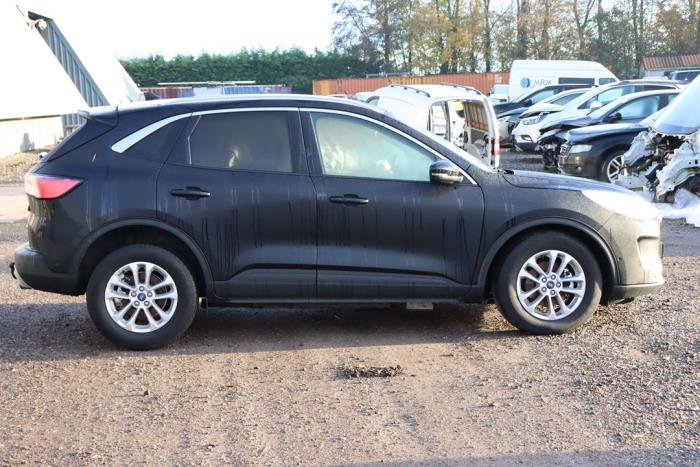 Ford Kuga III 2.5 PHEV 16V Sloopvoertuig (2022, Zwart)