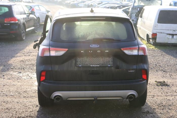 Ford Kuga III 2.5 PHEV 16V Sloopvoertuig (2022, Zwart)
