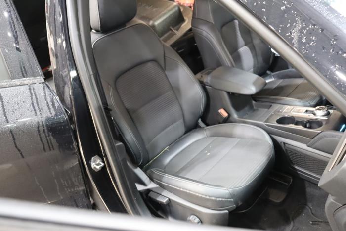 Ford Kuga III 2.5 PHEV 16V Sloopvoertuig (2022, Zwart)