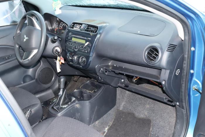 Mitsubishi Space Star 1.0 12V Sloopvoertuig (2020, Blauw)