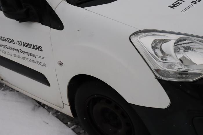 Peugeot Partner 1.6 HDI 75 Phase 2 Sloopvoertuig (2015, Graniet)