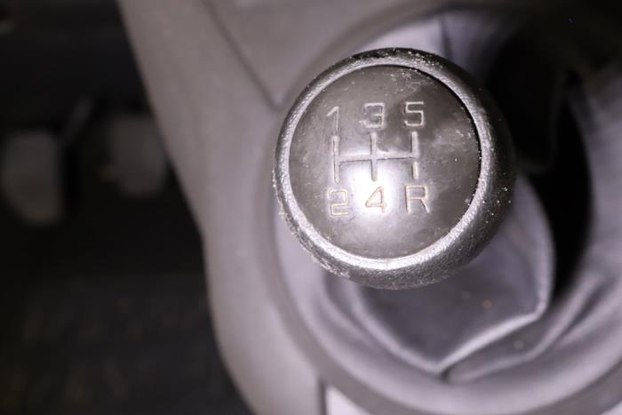 Peugeot Partner 1.6 HDI 75 Phase 2 Sloopvoertuig (2015, Graniet)