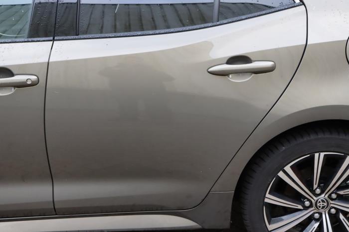 Toyota Corolla 1.8 16V Hybrid Sloopvoertuig (2022, Groen)