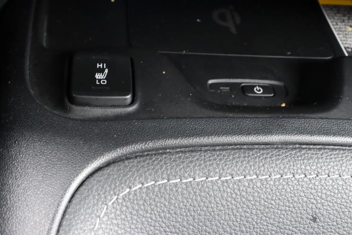 Toyota Corolla 1.8 16V Hybrid Sloopvoertuig (2022, Groen)