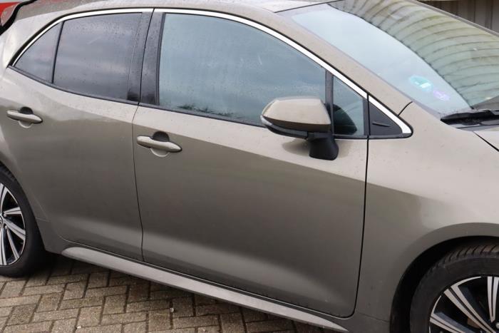 Toyota Corolla 1.8 16V Hybrid Sloopvoertuig (2022, Groen)