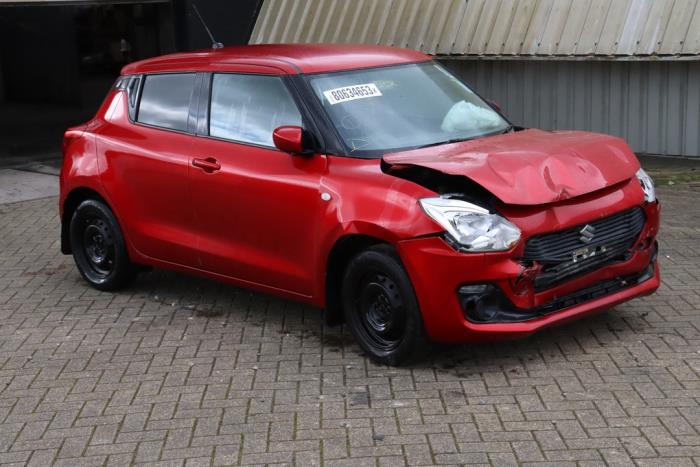 Suzuki Swift 1.2 Dual Jet 16V Sloopvoertuig (2017, Rood)