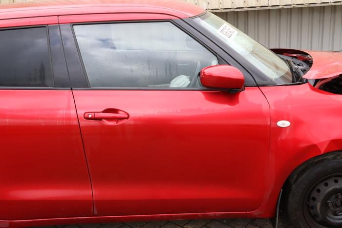 Suzuki Swift 1.2 Dual Jet 16V Sloopvoertuig (2017, Rood)