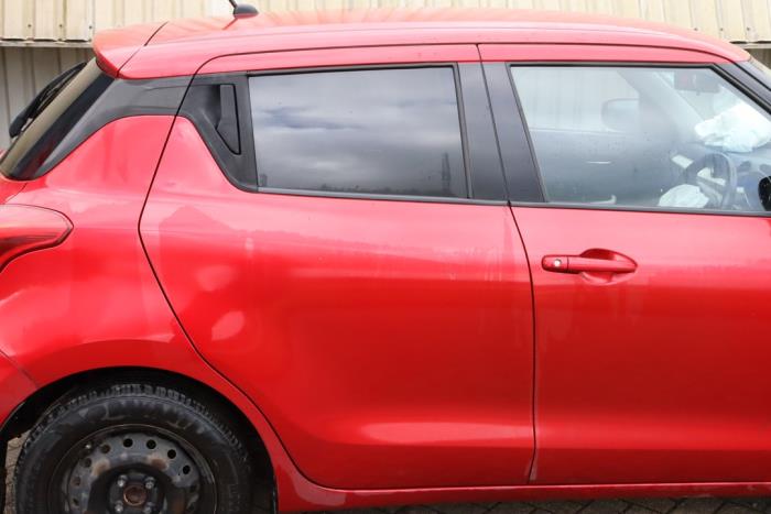 Suzuki Swift 1.2 Dual Jet 16V Sloopvoertuig (2017, Rood)