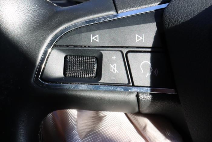 Seat Leon 1.0 TSI 12V Sloopvoertuig (2020, Metallic, Blauw)