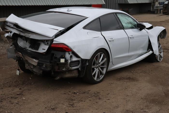 Audi A7 Sportback 2.0 16V 50 TFSI E Quattro Sloopvoertuig (2020, Metallic, Zilvergrijs)