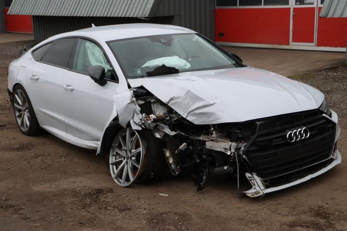 Audi A7 Sportback 2.0 16V 50 TFSI E Quattro Sloopvoertuig (2020, Metallic, Zilvergrijs)
