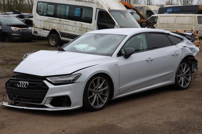 Audi A7 Sportback 2.0 16V 50 TFSI E Quattro Sloopvoertuig (2020, Metallic, Zilvergrijs)