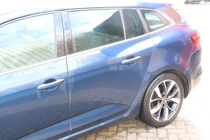 Renault Megane IV Estate 1.2 Energy TCE 130 Sloopvoertuig (2016, Metallic, Blauw)