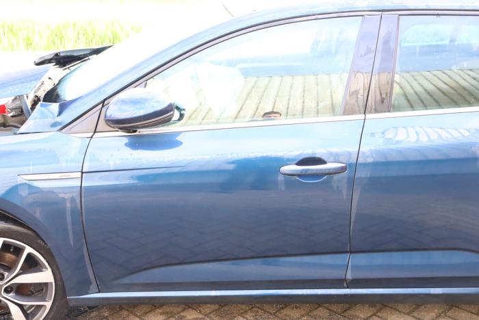 Renault Megane IV Estate 1.2 Energy TCE 130 Sloopvoertuig (2016, Metallic, Blauw)