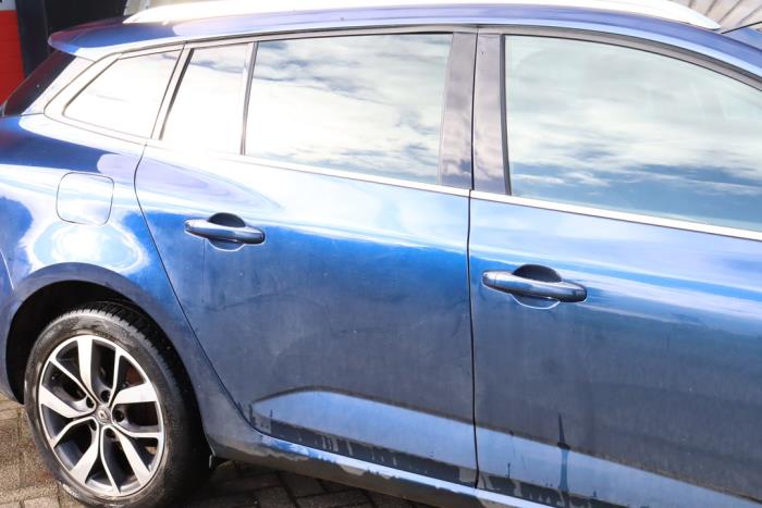 Renault Megane IV Estate 1.2 Energy TCE 130 Sloopvoertuig (2016, Metallic, Blauw)