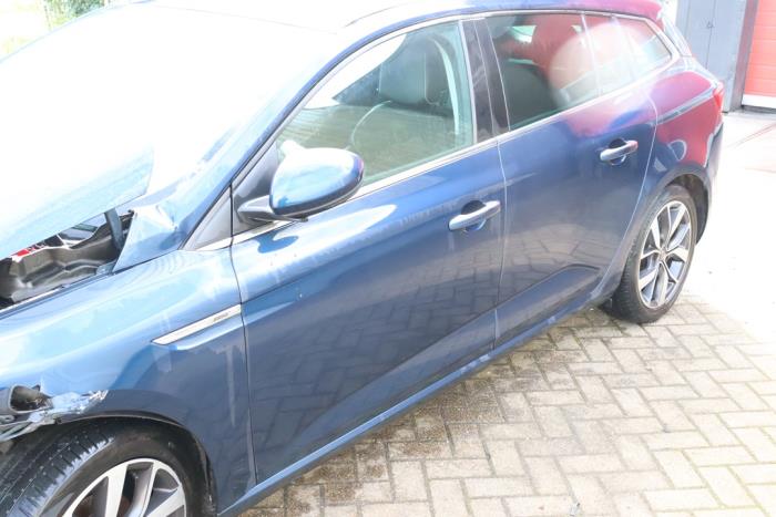 Renault Megane IV Estate 1.2 Energy TCE 130 Sloopvoertuig (2016, Metallic, Blauw)