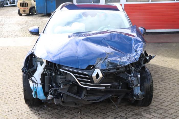 Renault Megane IV Estate 1.2 Energy TCE 130 Sloopvoertuig (2016, Metallic, Blauw)