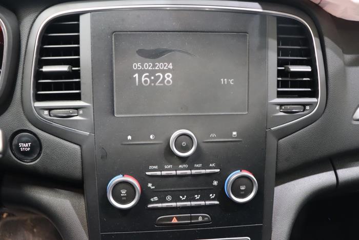 Renault Megane IV Estate 1.2 Energy TCE 130 Sloopvoertuig (2016, Metallic, Blauw)