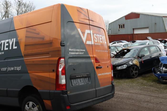 Renault Master III 2.3 dCi 135 16V FWD Sloopvoertuig (2022, Grijs)