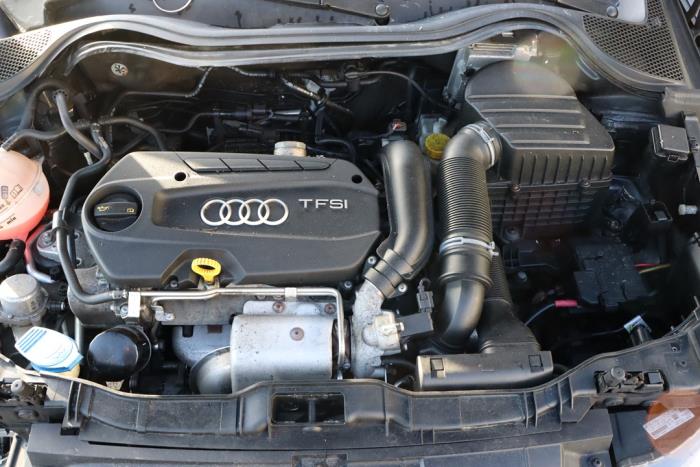 Audi A1 Sportback 1.4 TFSI 16V 122 Sloopvoertuig (2014, Zwart)