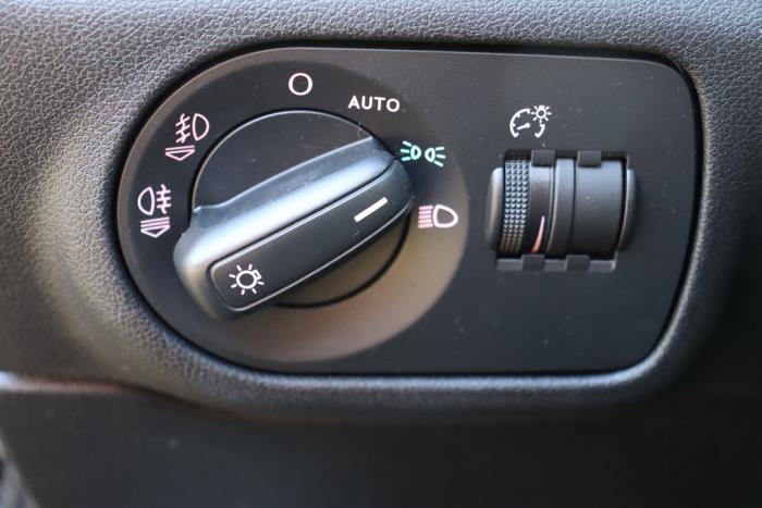 Audi A1 Sportback 1.4 TFSI 16V 122 Sloopvoertuig (2014, Zwart)