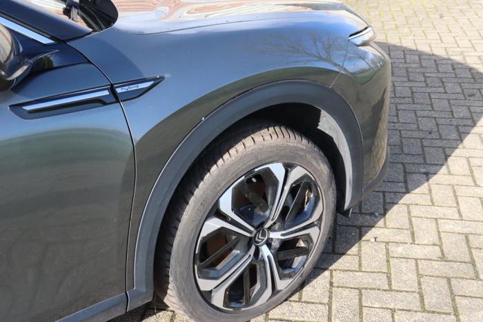 Citroen C5 X 1.6 Hybrid 225 Sloopvoertuig (2023, Grijs)