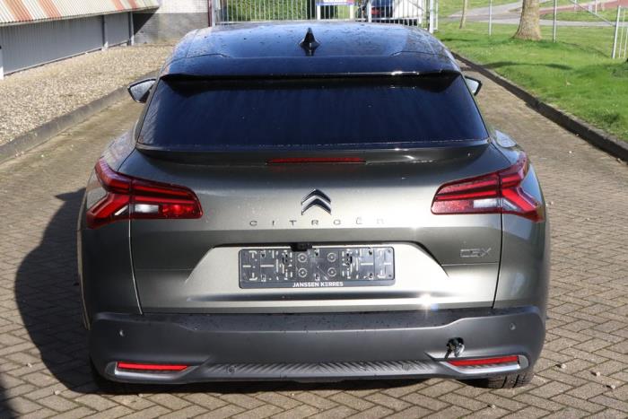 Citroen C5 X 1.6 Hybrid 225 Sloopvoertuig (2023, Grijs)