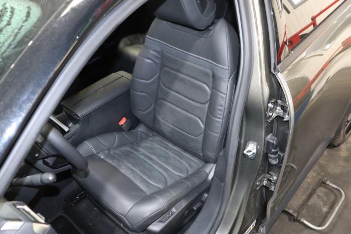 Citroen C5 X 1.6 Hybrid 225 Sloopvoertuig (2023, Grijs)