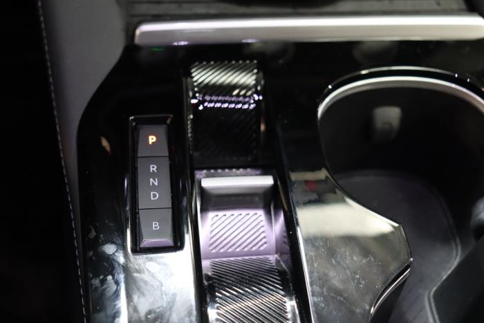 Citroen C5 X 1.6 Hybrid 225 Sloopvoertuig (2023, Grijs)