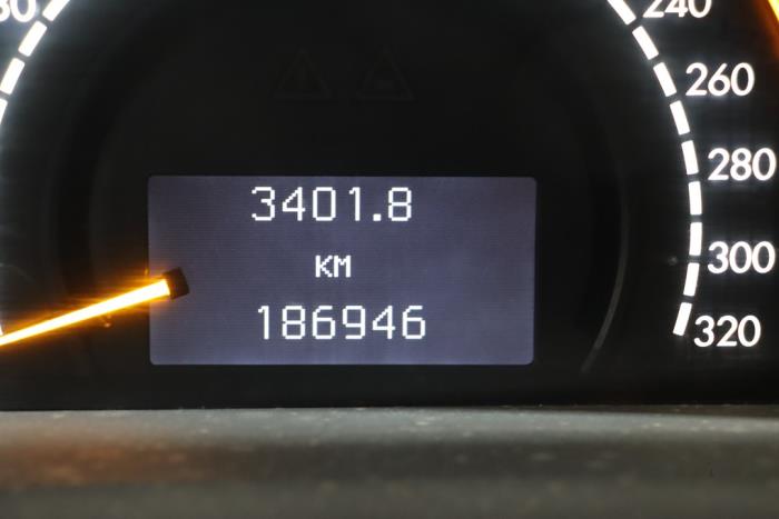 Mercedes CL 5.8 CL-600 V12 36V Sloopvoertuig (2000, Metallic, Zwart)