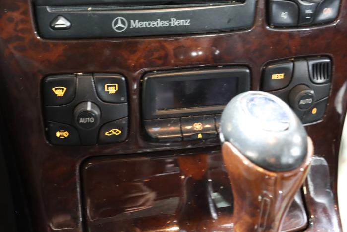 Mercedes CL 5.8 CL-600 V12 36V Sloopvoertuig (2000, Metallic, Zwart)