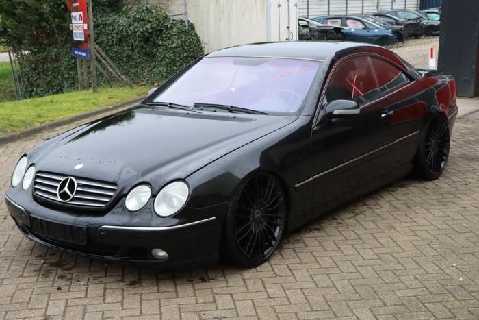 Mercedes CL 5.8 CL-600 V12 36V Sloopvoertuig (2000, Metallic, Zwart)