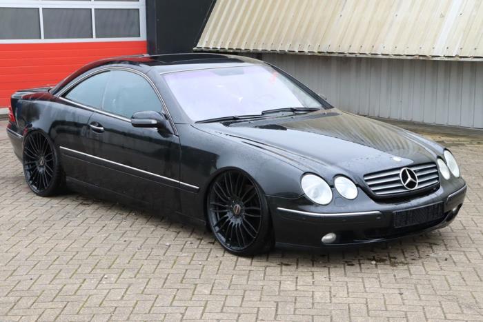 Mercedes CL 5.8 CL-600 V12 36V Sloopvoertuig (2000, Metallic, Zwart)