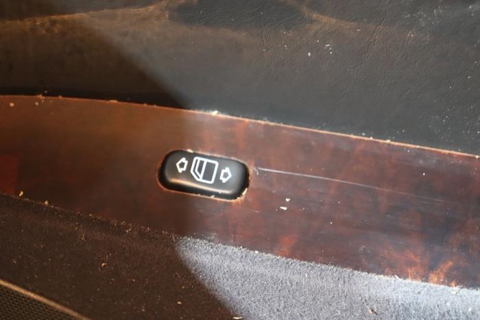 Mercedes CL 5.8 CL-600 V12 36V Sloopvoertuig (2000, Metallic, Zwart)