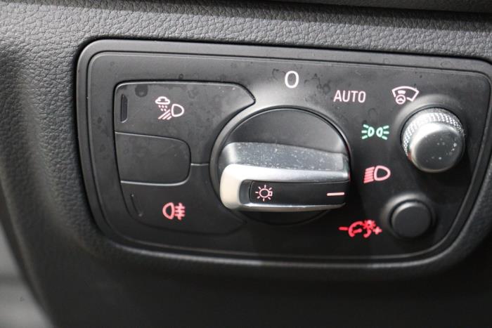 Audi A6 Allroad Quattro 3.0 TDI V6 24V Sloopvoertuig (2012, Metallic, Zwart)