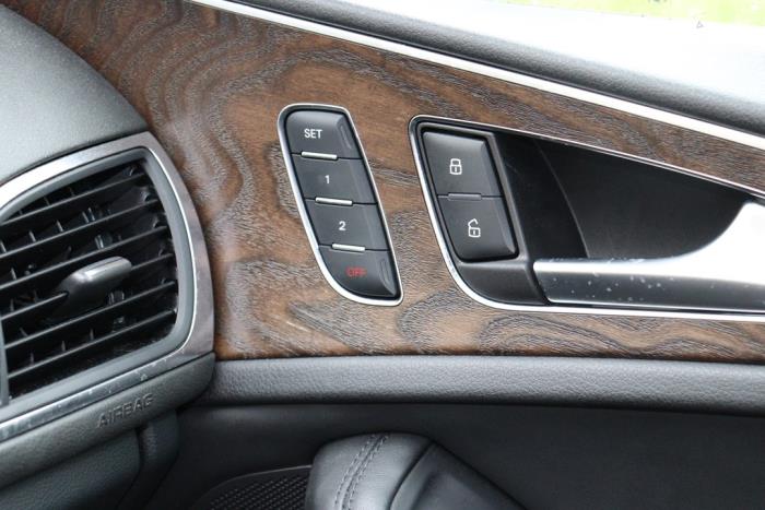 Audi A6 Allroad Quattro 3.0 TDI V6 24V Sloopvoertuig (2012, Metallic, Zwart)