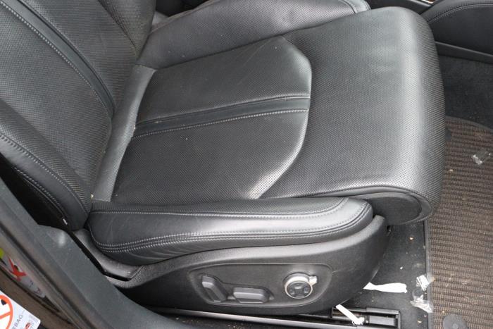 Audi A6 Allroad Quattro 3.0 TDI V6 24V Sloopvoertuig (2012, Metallic, Zwart)