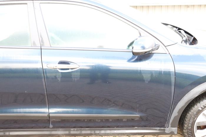 Kia Niro I E-Niro 64 kWh Sloopvoertuig (2020, Blauw)