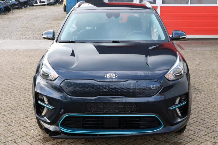 Kia Niro I E-Niro 64 kWh Sloopvoertuig (2020, Blauw)