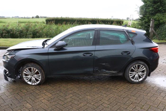 Seat Leon Sportstourer 2.0 TDI SCR Sloopvoertuig (2022, Grijs)