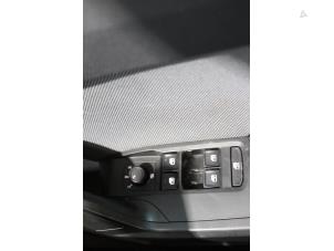 Seat Leon Sportstourer 2.0 TDI SCR Sloopvoertuig (2022, Grijs)