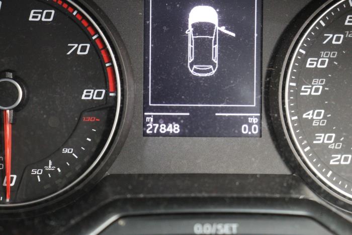 Seat Ibiza V 1.0 MPI 12V Sloopvoertuig (2019, Metallic, Zwart)