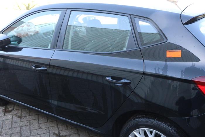 Seat Ibiza V 1.0 MPI 12V Sloopvoertuig (2019, Metallic, Zwart)