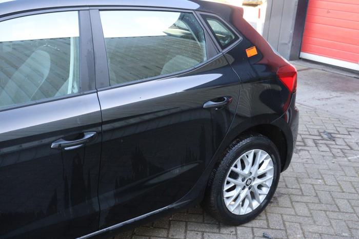 Seat Ibiza V 1.0 MPI 12V Sloopvoertuig (2019, Metallic, Zwart)