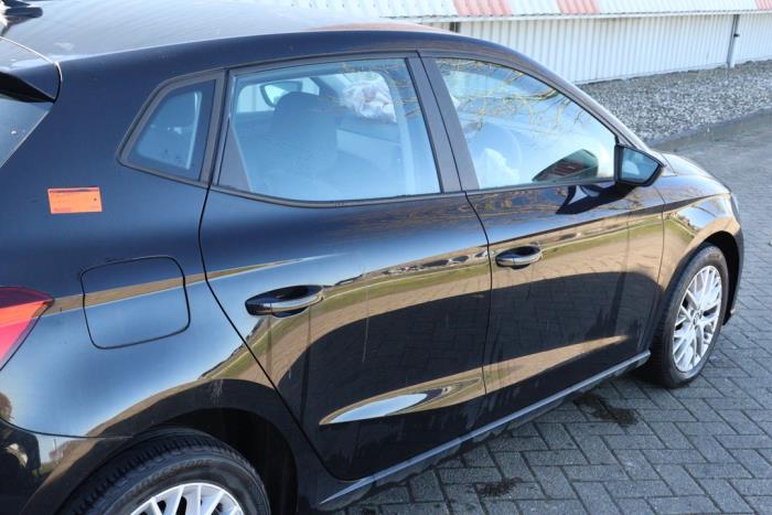 Seat Ibiza V 1.0 MPI 12V Sloopvoertuig (2019, Metallic, Zwart)