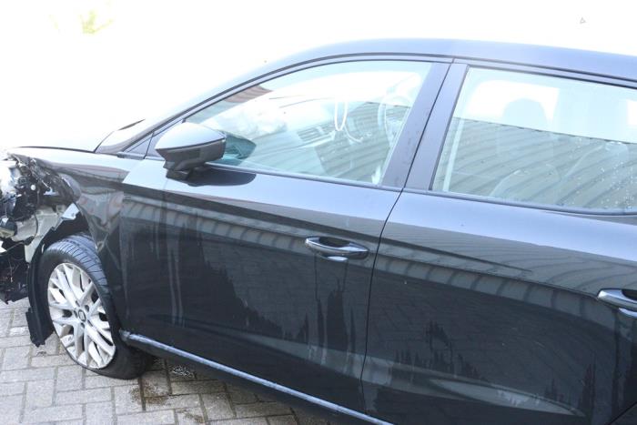 Seat Ibiza V 1.0 MPI 12V Sloopvoertuig (2019, Metallic, Zwart)