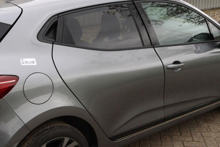 Renault Clio V 1.6 E-Tech 145 16V Sloopvoertuig (2023, Grijs)