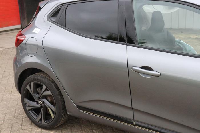 Renault Clio V 1.6 E-Tech 145 16V Sloopvoertuig (2023, Grijs)