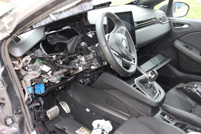 Renault Clio V 1.6 E-Tech 145 16V Sloopvoertuig (2023, Grijs)