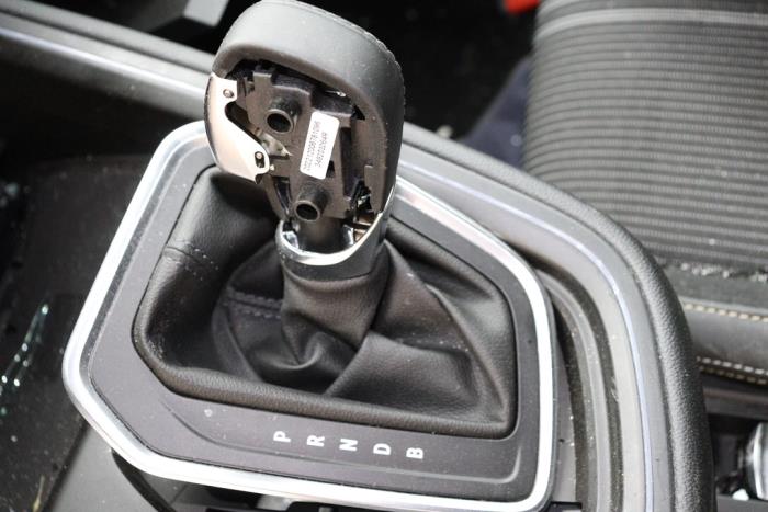 Renault Clio V 1.6 E-Tech 145 16V Sloopvoertuig (2023, Grijs)